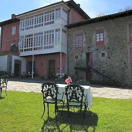 Hotel Palacio De Libardon 2*